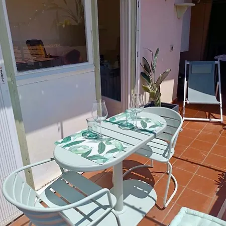 I Tetti Di Via Corradi 산레모